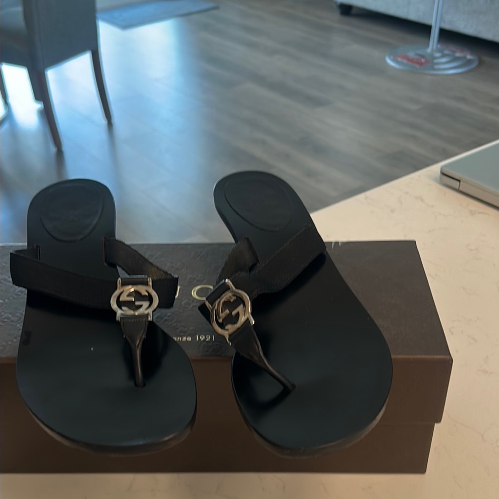 Gucci Black Sandals with Silver Logo